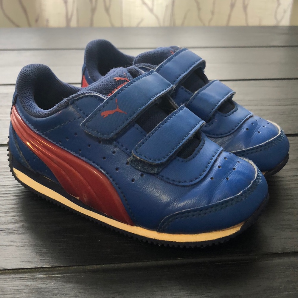 Gently used blue Puma shoes